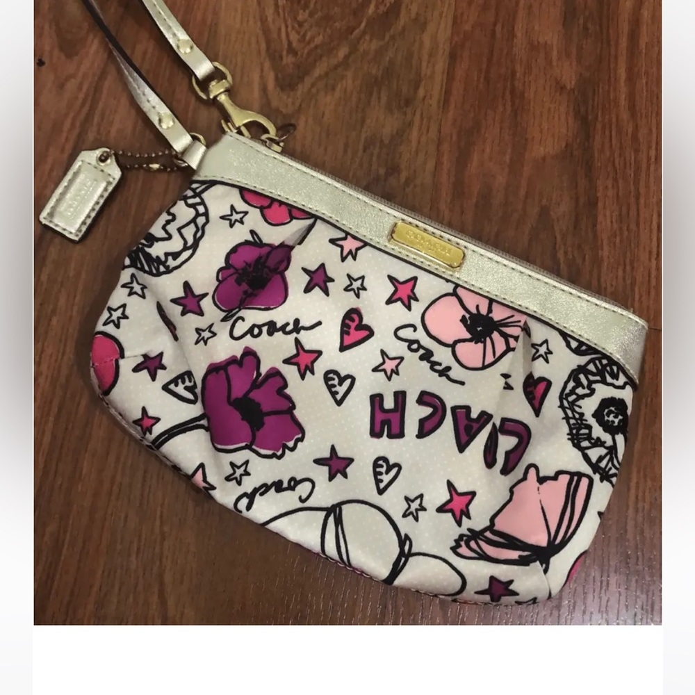 Wristlet